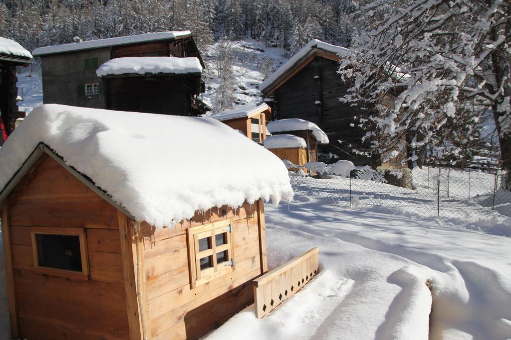 Ferienwohnungen Wallis - Randa Bei Zermatt Exterior foto