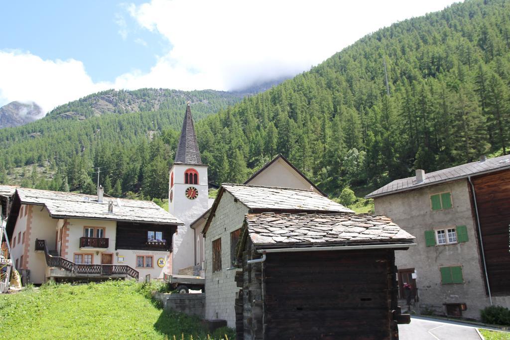 Ferienwohnungen Wallis - Randa Bei Zermatt Exterior foto